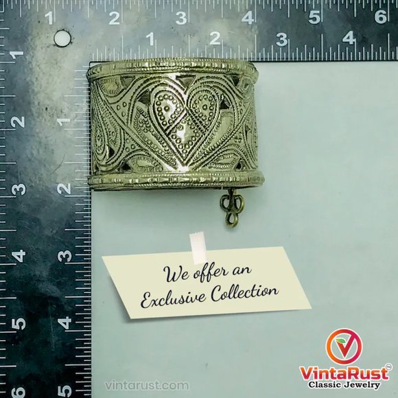 Single Vintage Afghan Cuff Bracelet, Tribal Cuff, Boho Cuff, Boho Jewelry - Picture 10 of 12